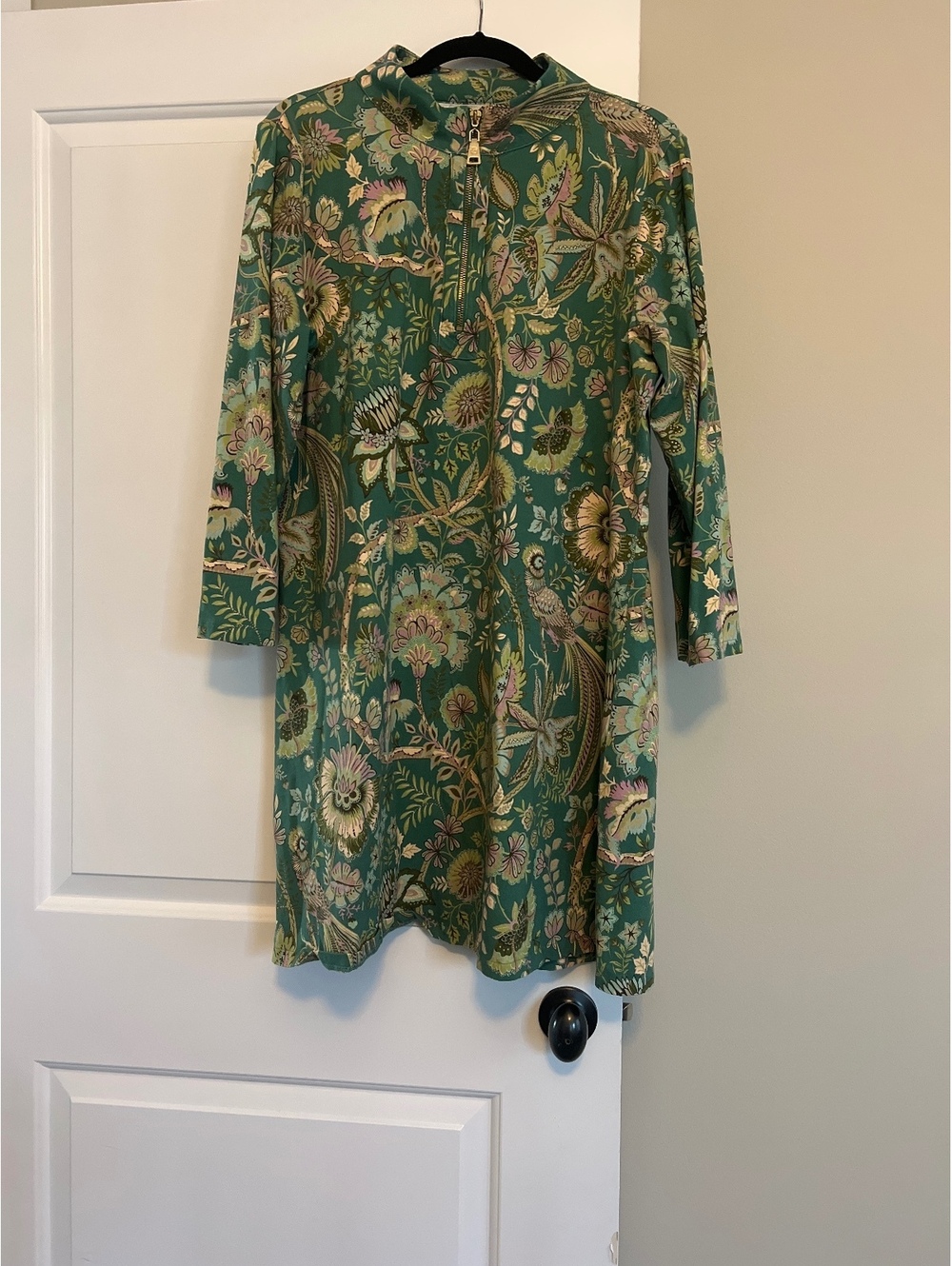 Green Floral Long Sleeve Knee-Length Dress with Gold Zipper - Size XXL